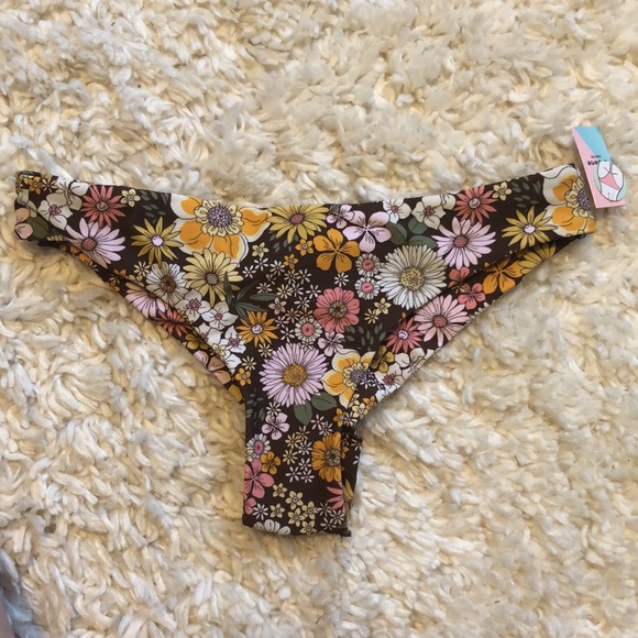 NWT Retro Floral Cheeky Bottom Ardene Bikini - Picture 5 of 9